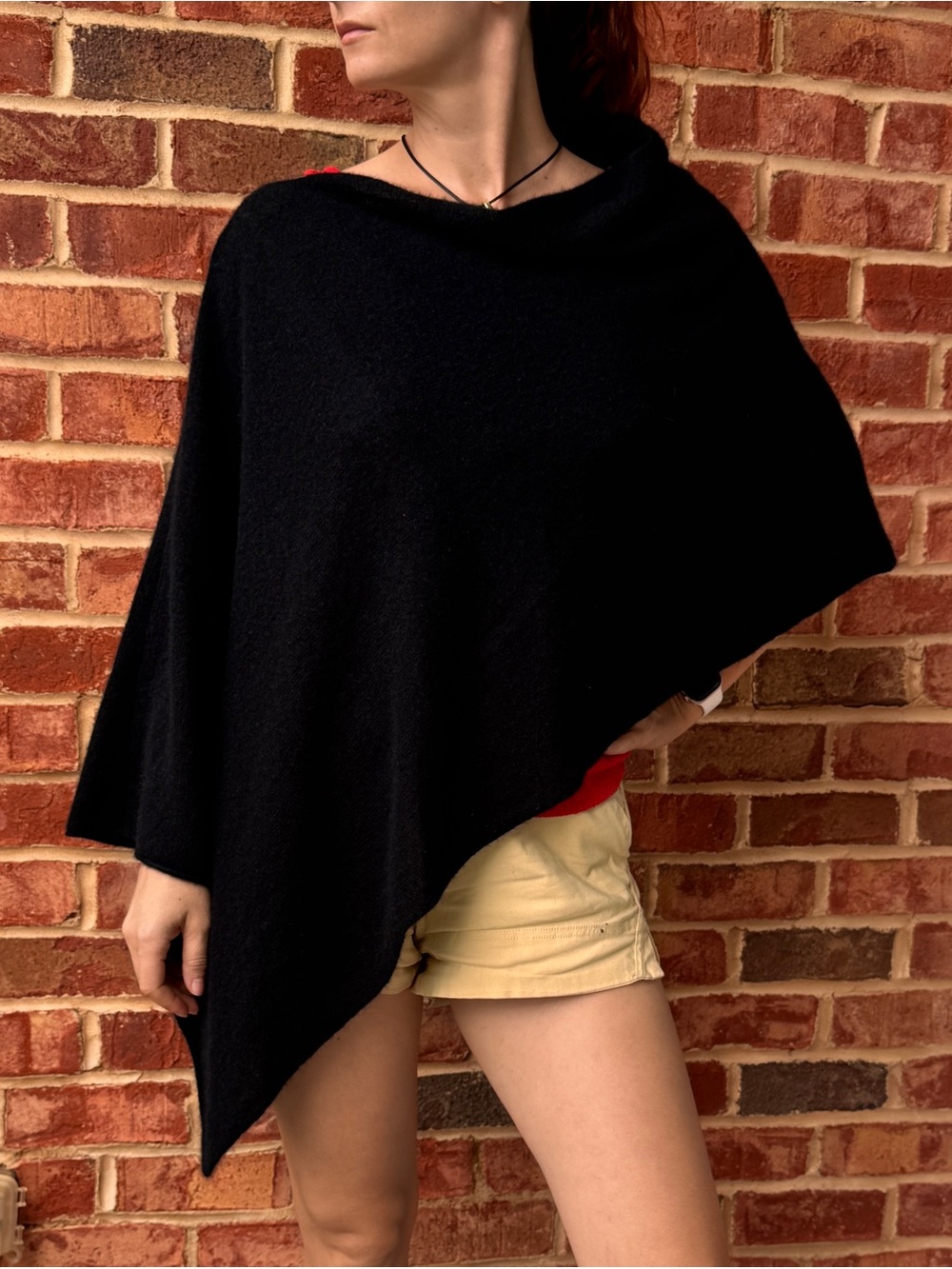 Alashan 100% Cashmere Poncho Topper – Black